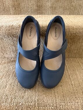 Navy Crisscross Mary Jane Flats - Cushioned Everyday Comfort